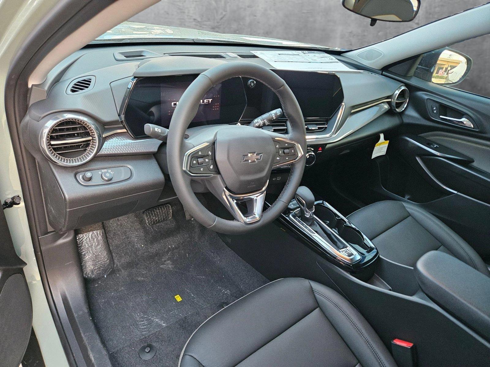 2025 Chevrolet Trax Vehicle Photo in NORTH RICHLAND HILLS, TX 76180-7199