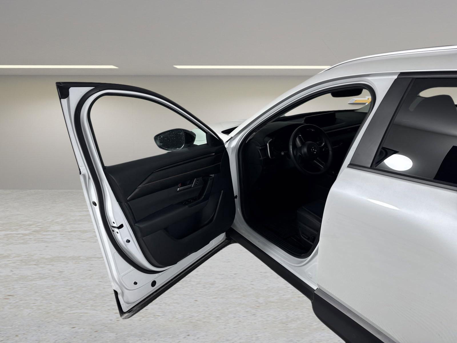 2024 Mazda CX-50 Vehicle Photo in GEORGETOWN, TX 78626-7508