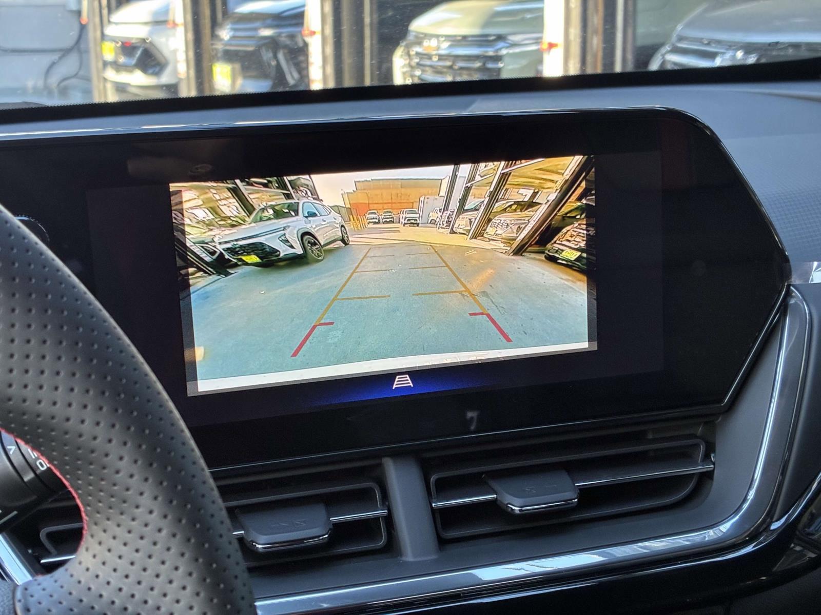 2025 Chevrolet Trax Vehicle Photo in LOS ANGELES, CA 90007-3794