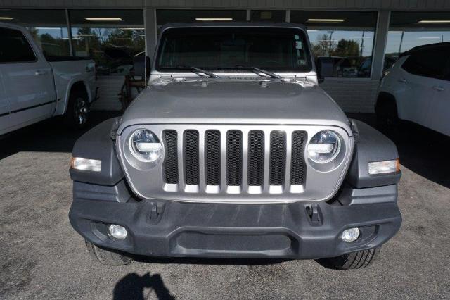 2021 Jeep Wrangler Vehicle Photo in FAIRMONT, WV 26554-2318