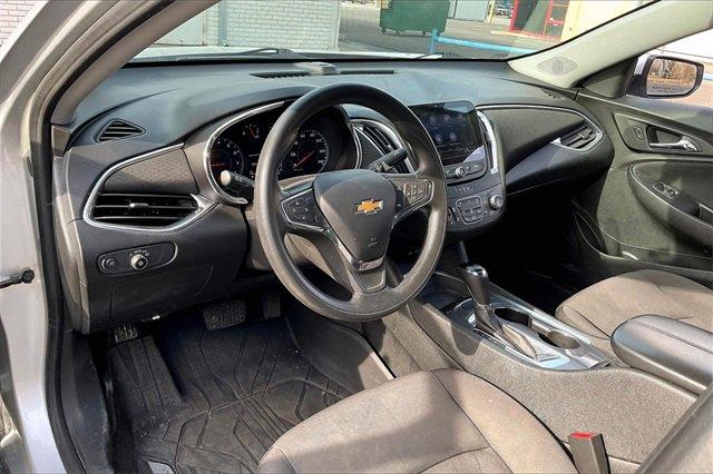 2020 Chevrolet Malibu Vehicle Photo in INDEPENDENCE, MO 64055-1314