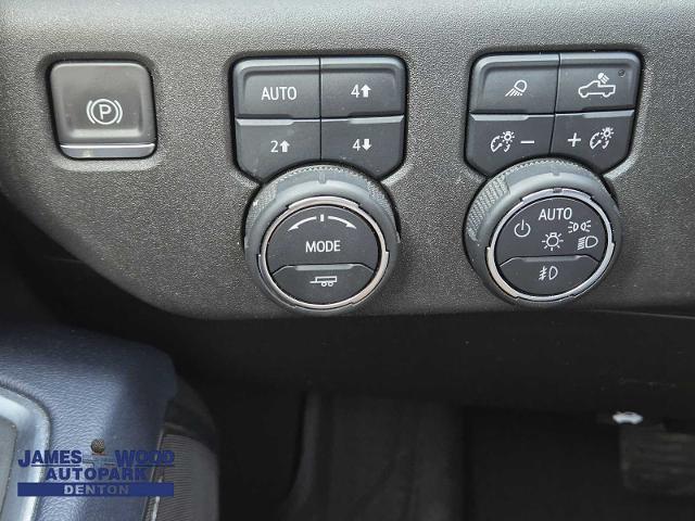 2022 Chevrolet Silverado 1500 Vehicle Photo in DENTON, TX 76210-9321