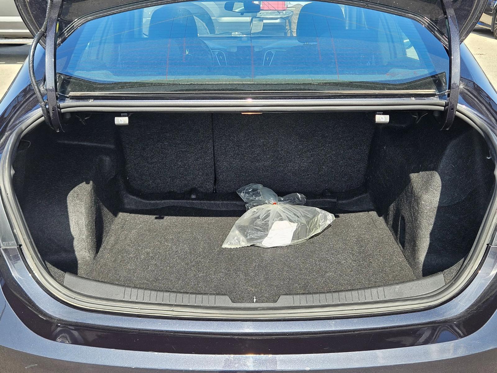 2022 Chevrolet Malibu Vehicle Photo in Seguin, TX 78155