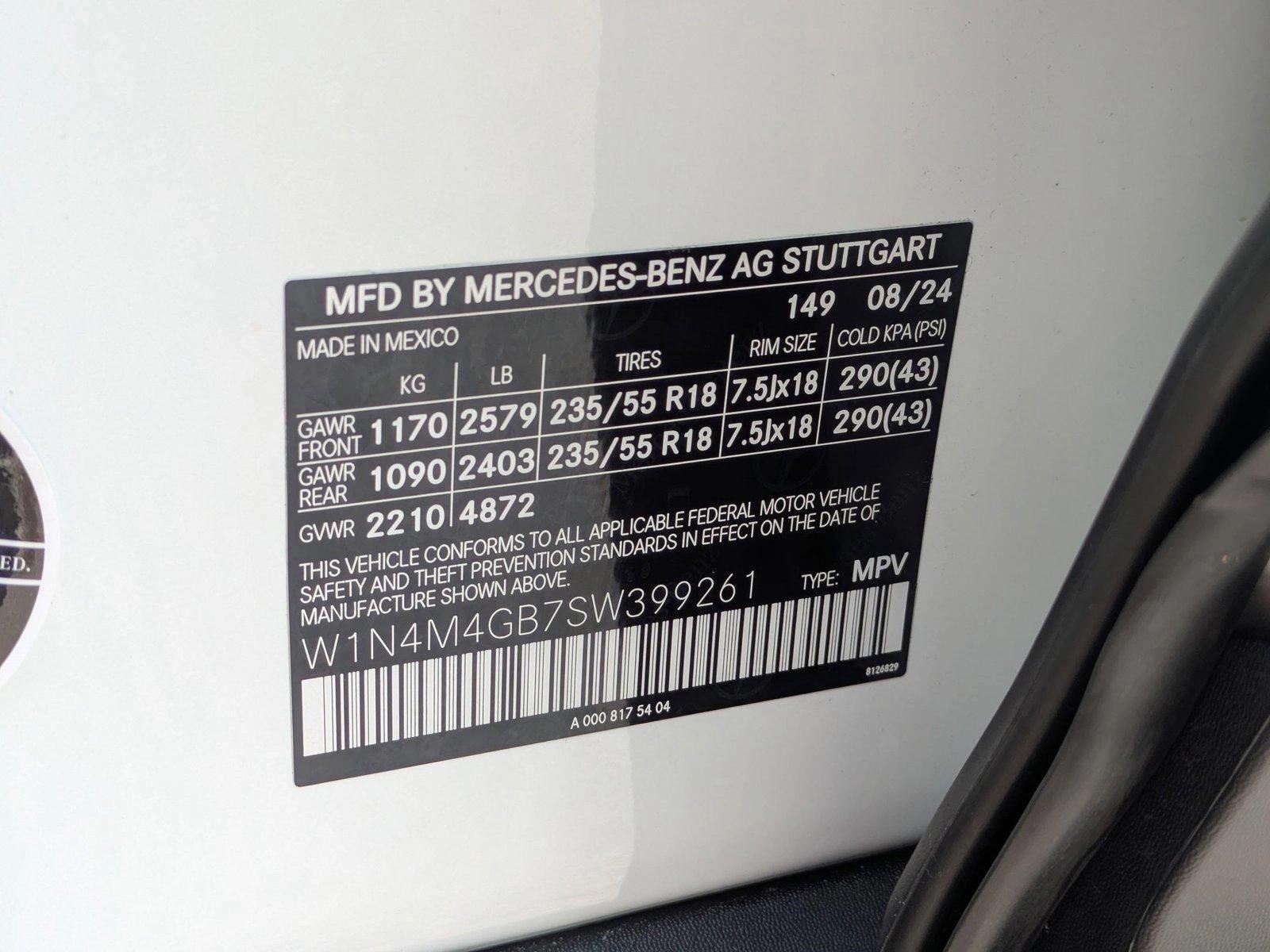 2025 Mercedes-Benz GLB Vehicle Photo in Sarasota, FL 34231