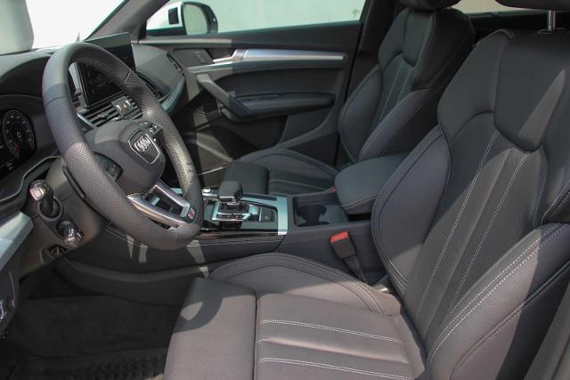 2024 Audi Q5 Vehicle Photo in SUGAR LAND, TX 77478