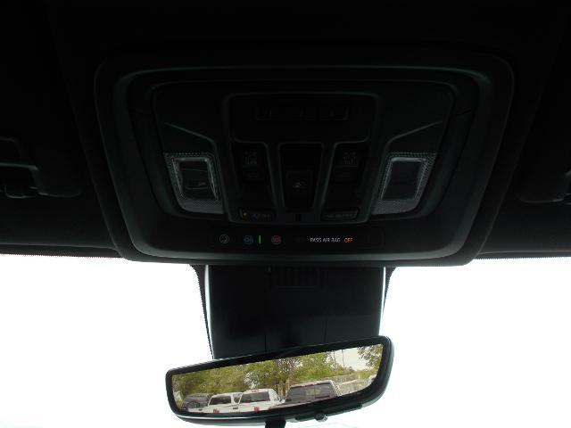 2025 GMC Sierra 2500 HD Vehicle Photo in LOWELL, MA 01852-4336