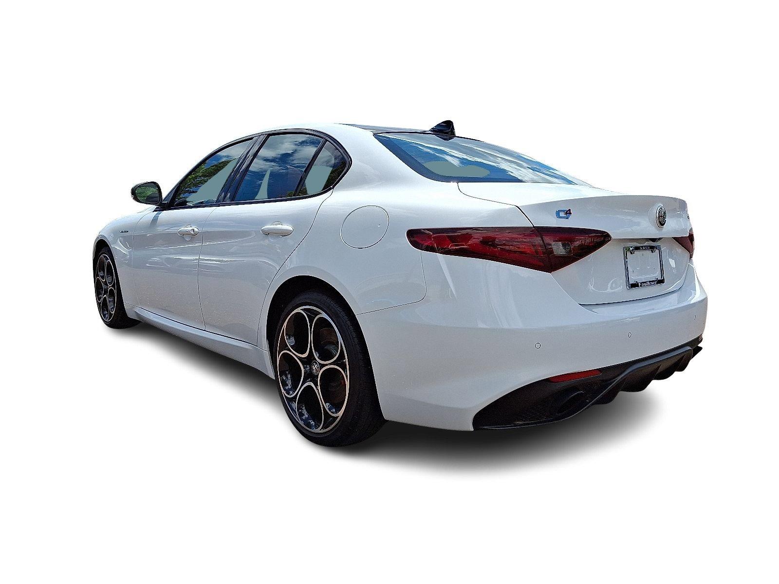 2022 Alfa Romeo Giulia Vehicle Photo in Willow Grove, PA 19090
