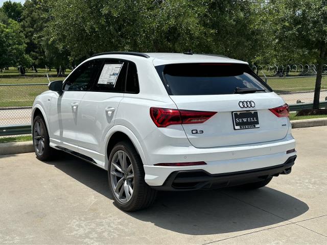2025 Audi Q3 Vehicle Photo in HOUSTON, TX 77090