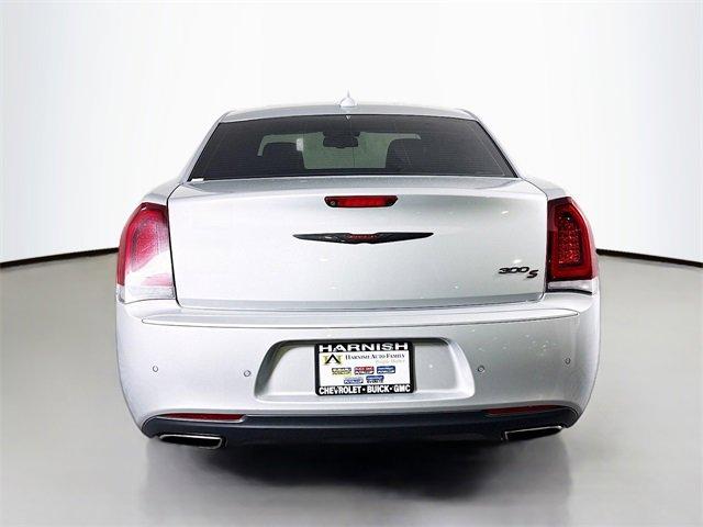 2022 Chrysler 300 Vehicle Photo in PUYALLUP, WA 98371-4149