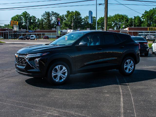 2025 Chevrolet Trax Vehicle Photo in MADISON, IN 47250-1611