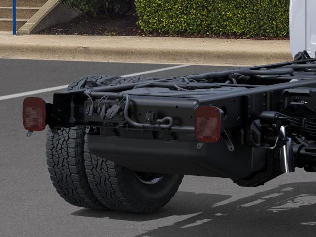 2025 Chevrolet Silverado 3500 HD Chassis Cab Vehicle Photo in GEORGETOWN, TX 78626-7508
