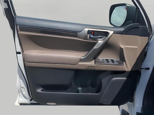 2020 Lexus GX 460 Vehicle Photo in Green Bay, WI 54304