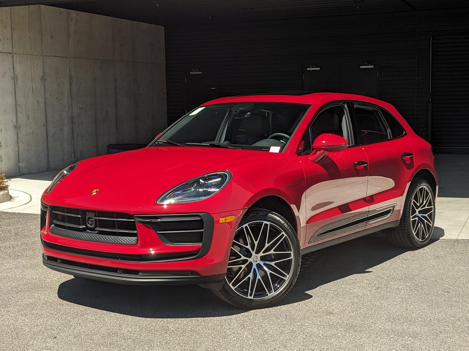 2024 Porsche Macan Vehicle Photo in Towson, MD 21204