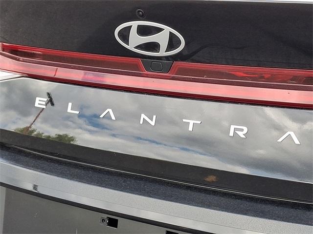 2024 Hyundai ELANTRA Vehicle Photo in New Bloomfield, PA 17068