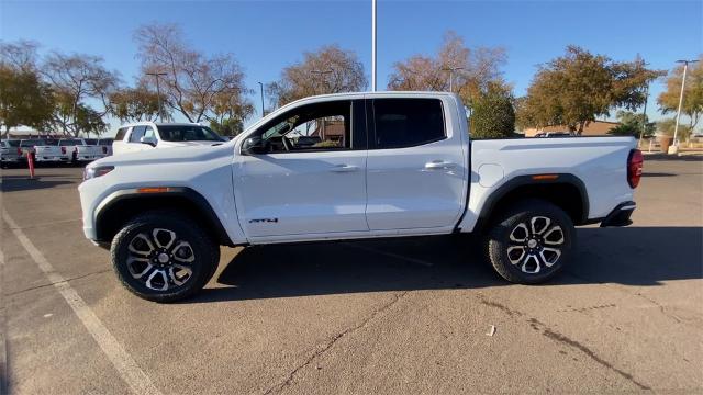 2024 GMC Canyon Vehicle Photo in GOODYEAR, AZ 85338-1310