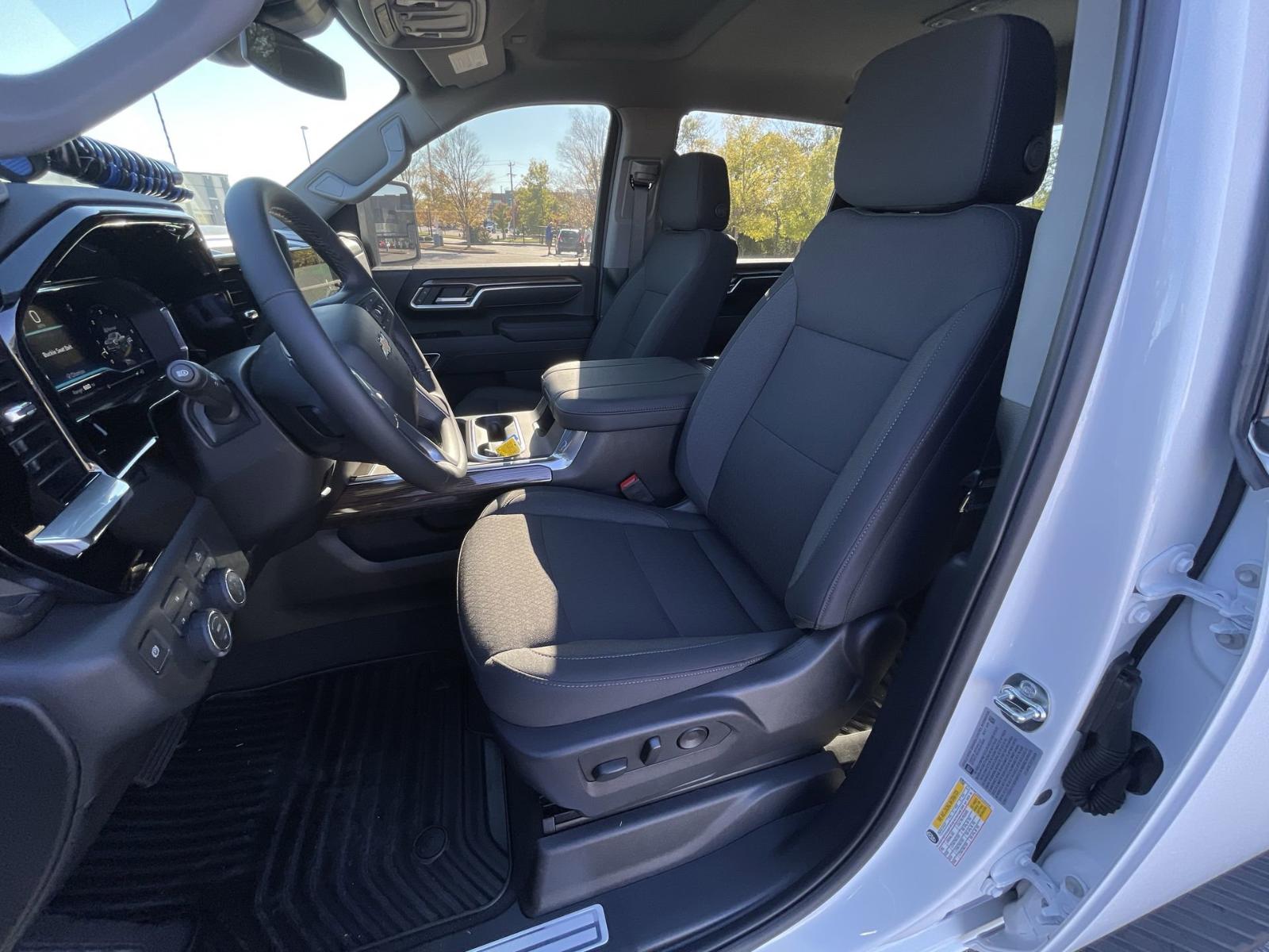 2025 Chevrolet Silverado 2500 HD Vehicle Photo in BENTONVILLE, AR 72712-4322