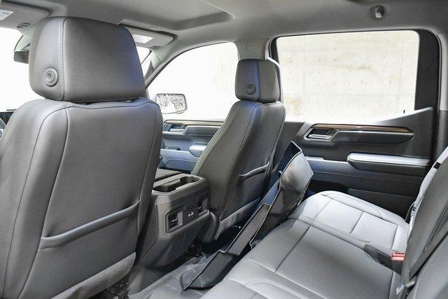 2025 Chevrolet Silverado 1500 Vehicle Photo in EVERETT, WA 98203-5662