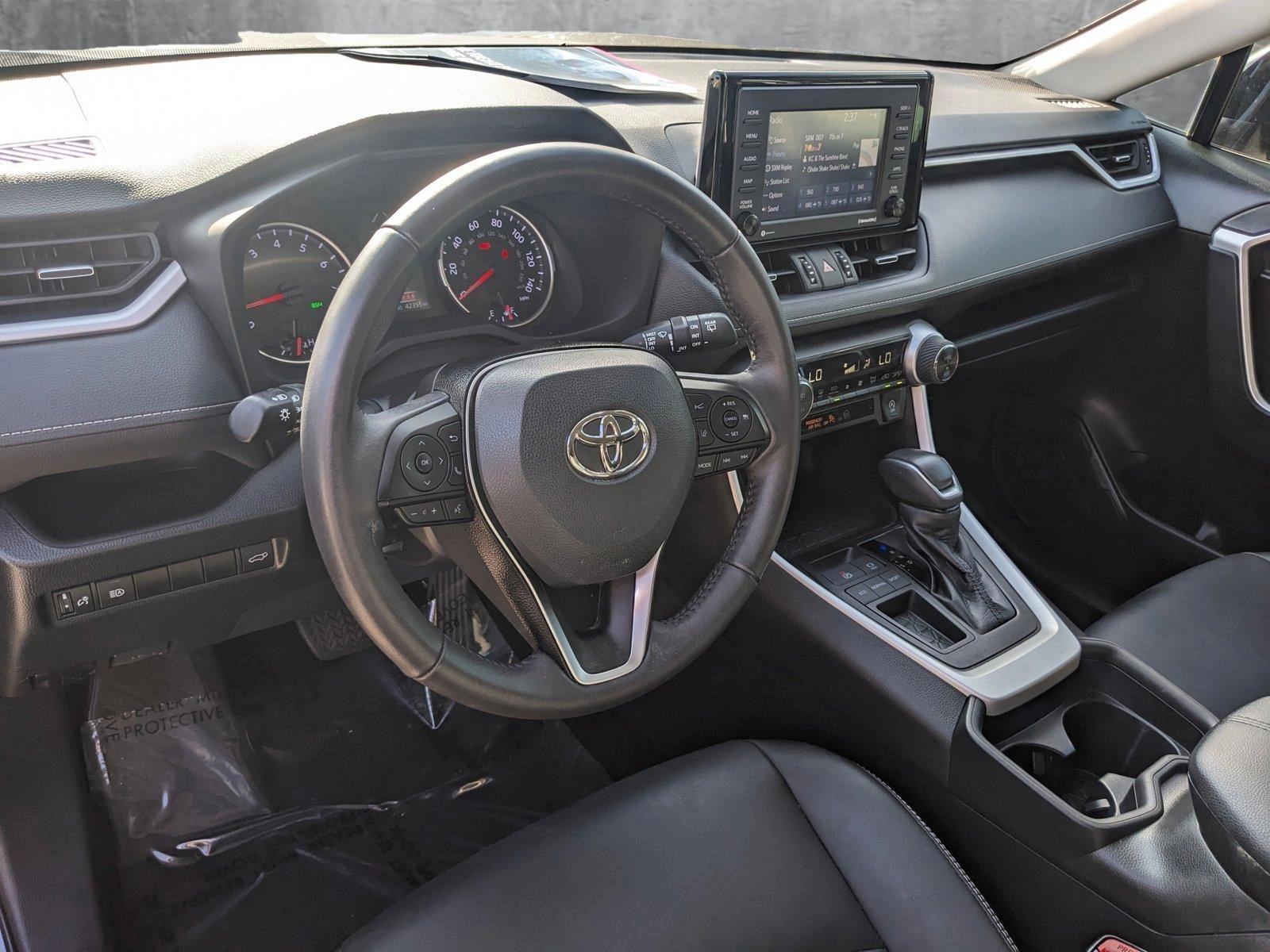 2021 Toyota RAV4 Vehicle Photo in GREENACRES, FL 33463-3207