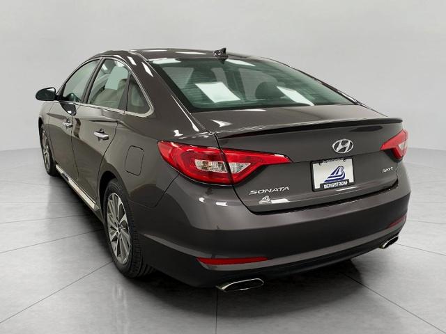 2015 Hyundai SONATA Vehicle Photo in Appleton, WI 54913