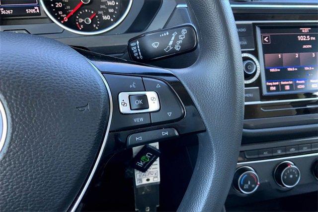 2020 Volkswagen Tiguan Vehicle Photo in KANSAS CITY, MO 64114-4545