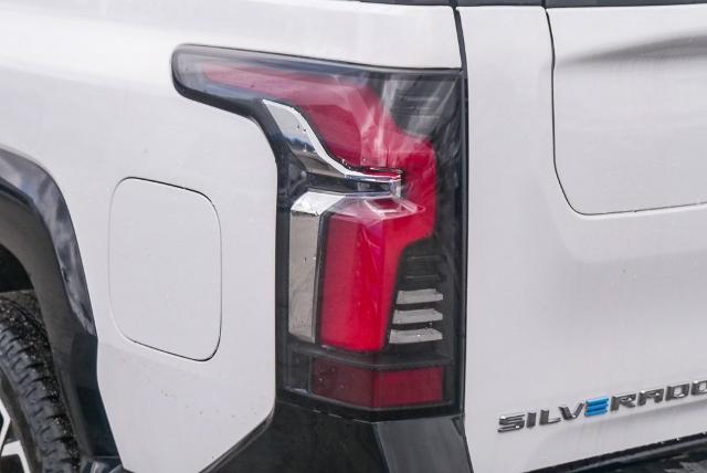 2024 Chevrolet Silverado EV Vehicle Photo in VENTURA, CA 93003-8585