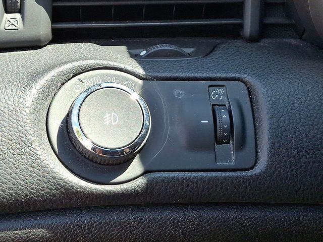 2013 Chevrolet Malibu Vehicle Photo in DANBURY, CT 06810-5034