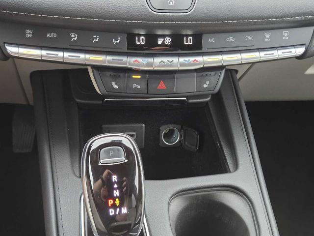 2022 Cadillac XT4 Vehicle Photo in DENTON, TX 76210-9321