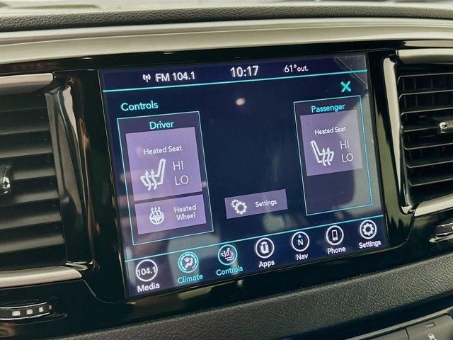 2020 Chrysler Pacifica Vehicle Photo in Doylsetown, PA 18901