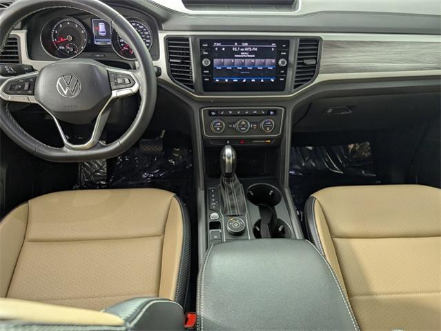 2021 Volkswagen Atlas Cross Sport Vehicle Photo in ENGLEWOOD, CO 80113-6708