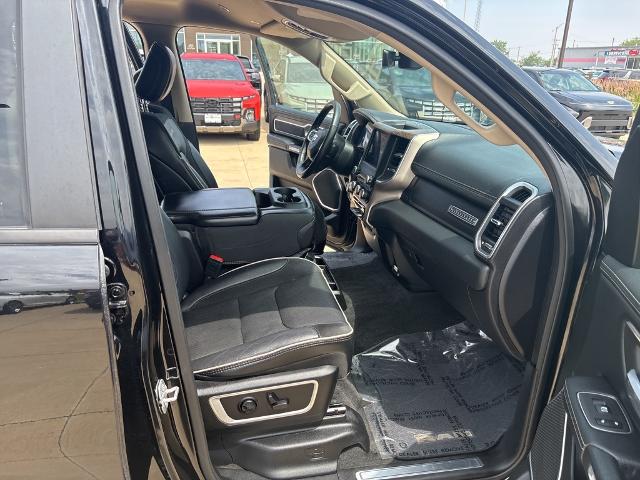 2019 Ram 1500 Vehicle Photo in Peoria, IL 61615