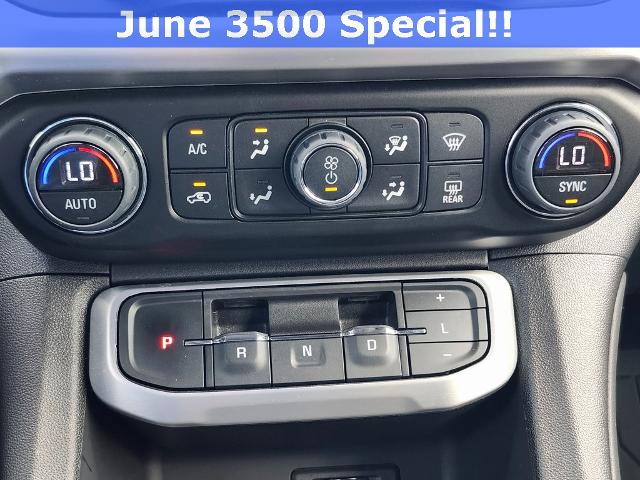 2023 GMC Acadia Vehicle Photo in GREEN BAY, WI 54304-5303