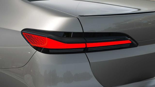 2025 BMW 740i Vehicle Photo in GRAPEVINE, TX 76051