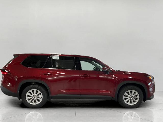 2025 Toyota Grand Highlander Vehicle Photo in Oshkosh, WI 54904