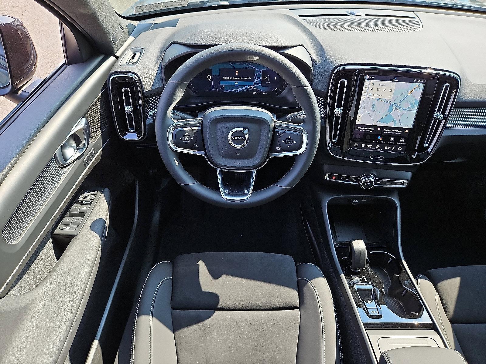 2026 Volvo XC40 Vehicle Photo in Trevose, PA 19053