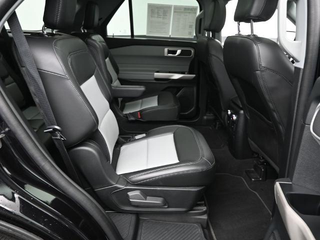 2022 Ford Explorer Vehicle Photo in Cedar Rapids, IA 52402