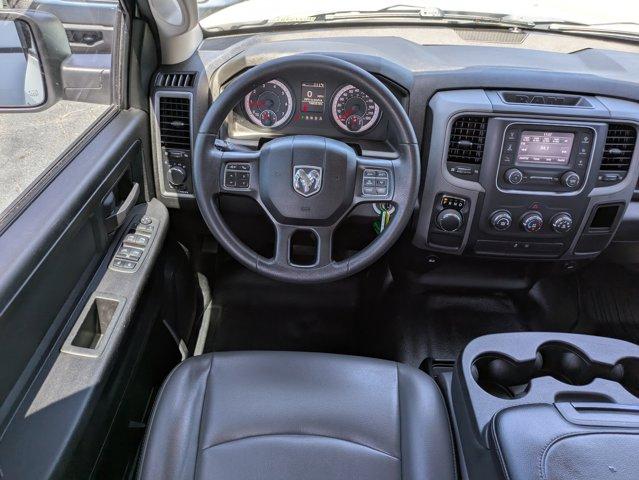 2022 Ram 1500 Classic Vehicle Photo in BRUNSWICK, GA 31525-1881