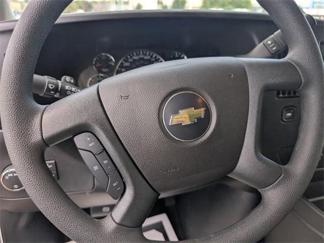 2025 Chevrolet Express Commercial Cutaway Vehicle Photo in ENGLEWOOD, CO 80113-6708