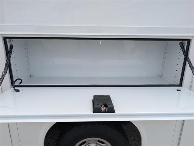2025 Chevrolet Express Commercial Cutaway Vehicle Photo in ENGLEWOOD, CO 80113-6708