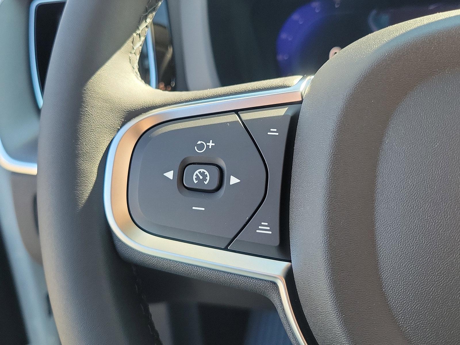 2025 Volvo XC60 Vehicle Photo in Trevose, PA 19053