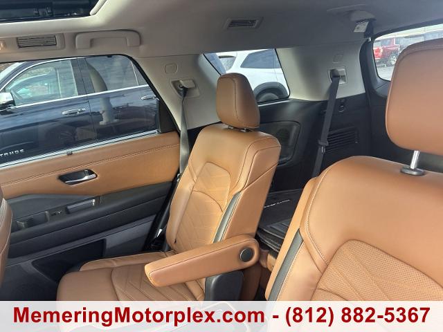 2024 Nissan Pathfinder Vehicle Photo in VINCENNES, IN 47591-5519