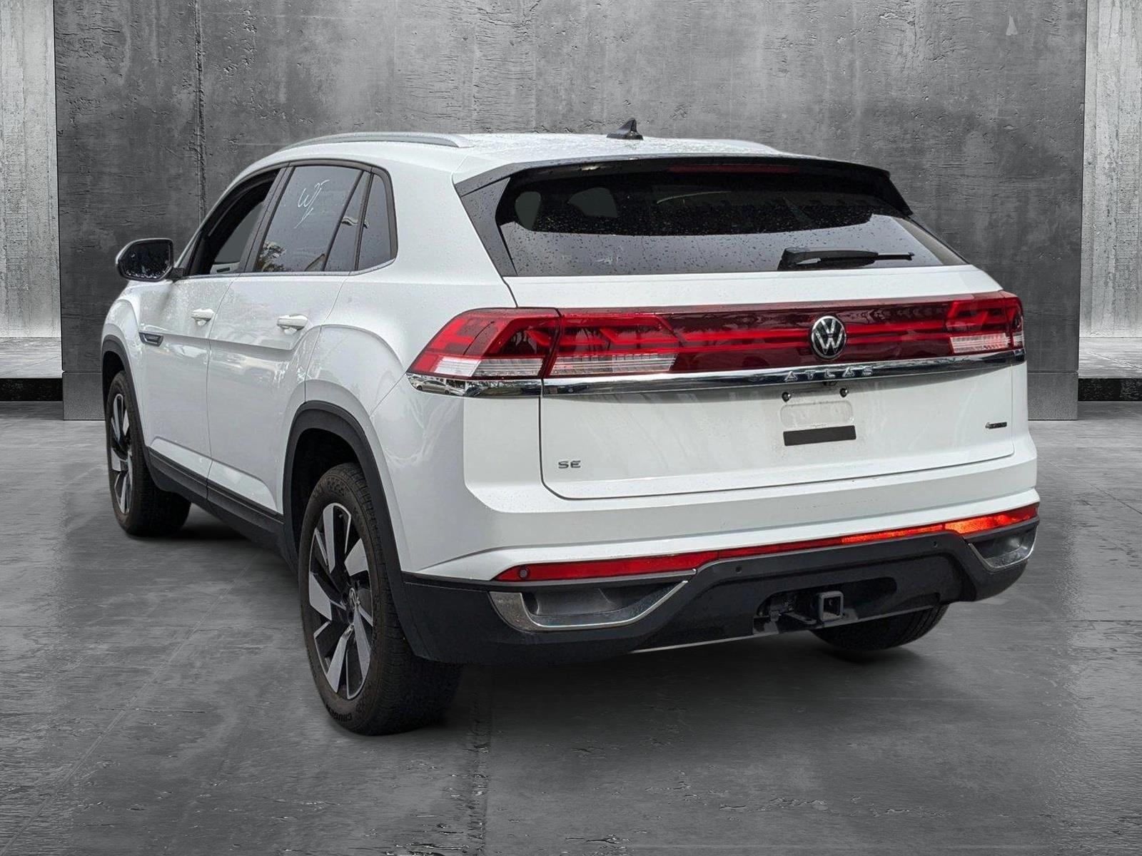 2024 Volkswagen Atlas Cross Sport Vehicle Photo in Miami, FL 33015