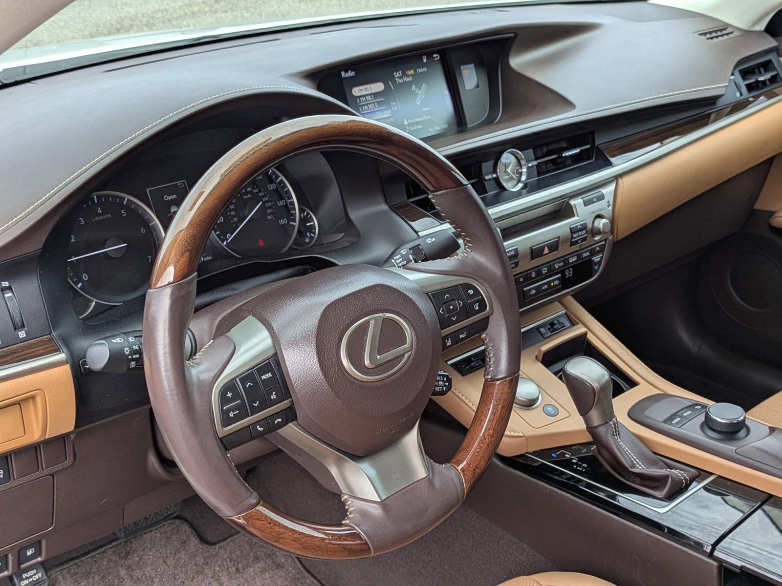 2017 Lexus ES 350 Vehicle Photo in Clearwater, FL 33761