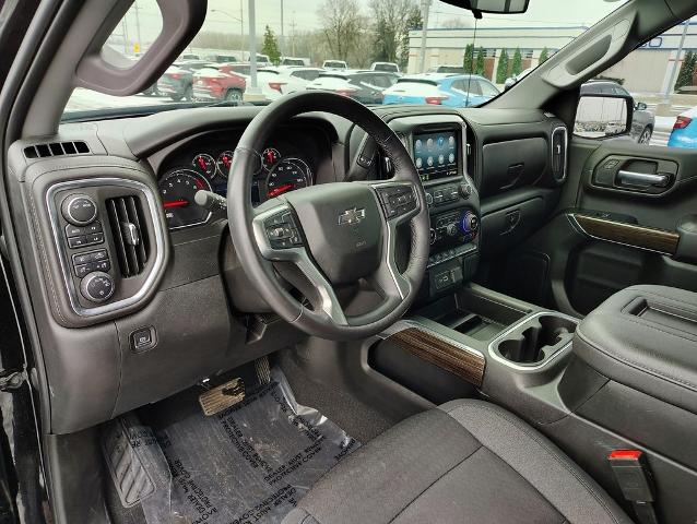 2022 Chevrolet Silverado 1500 LTD Vehicle Photo in GREEN BAY, WI 54304-5303