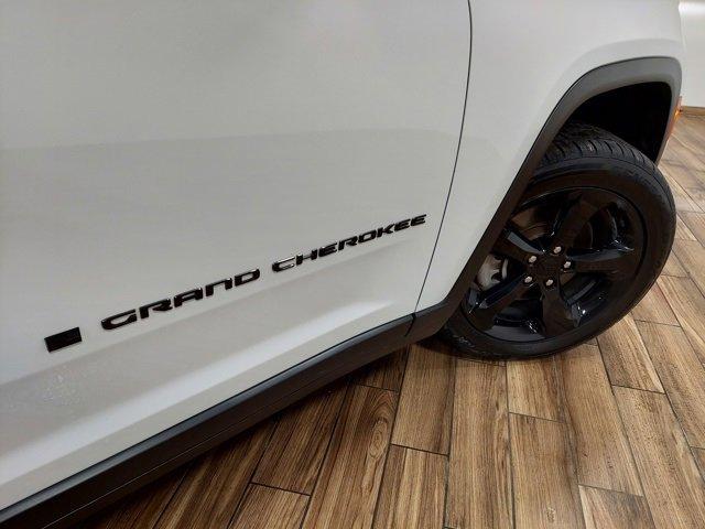 2023 Jeep Grand Cherokee L Vehicle Photo in SAUK CITY, WI 53583-1301