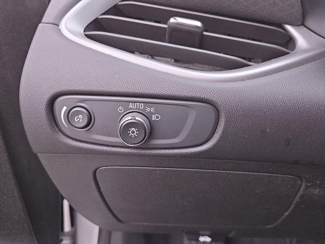 2022 Chevrolet Malibu Vehicle Photo in NEDERLAND, TX 77627-8017