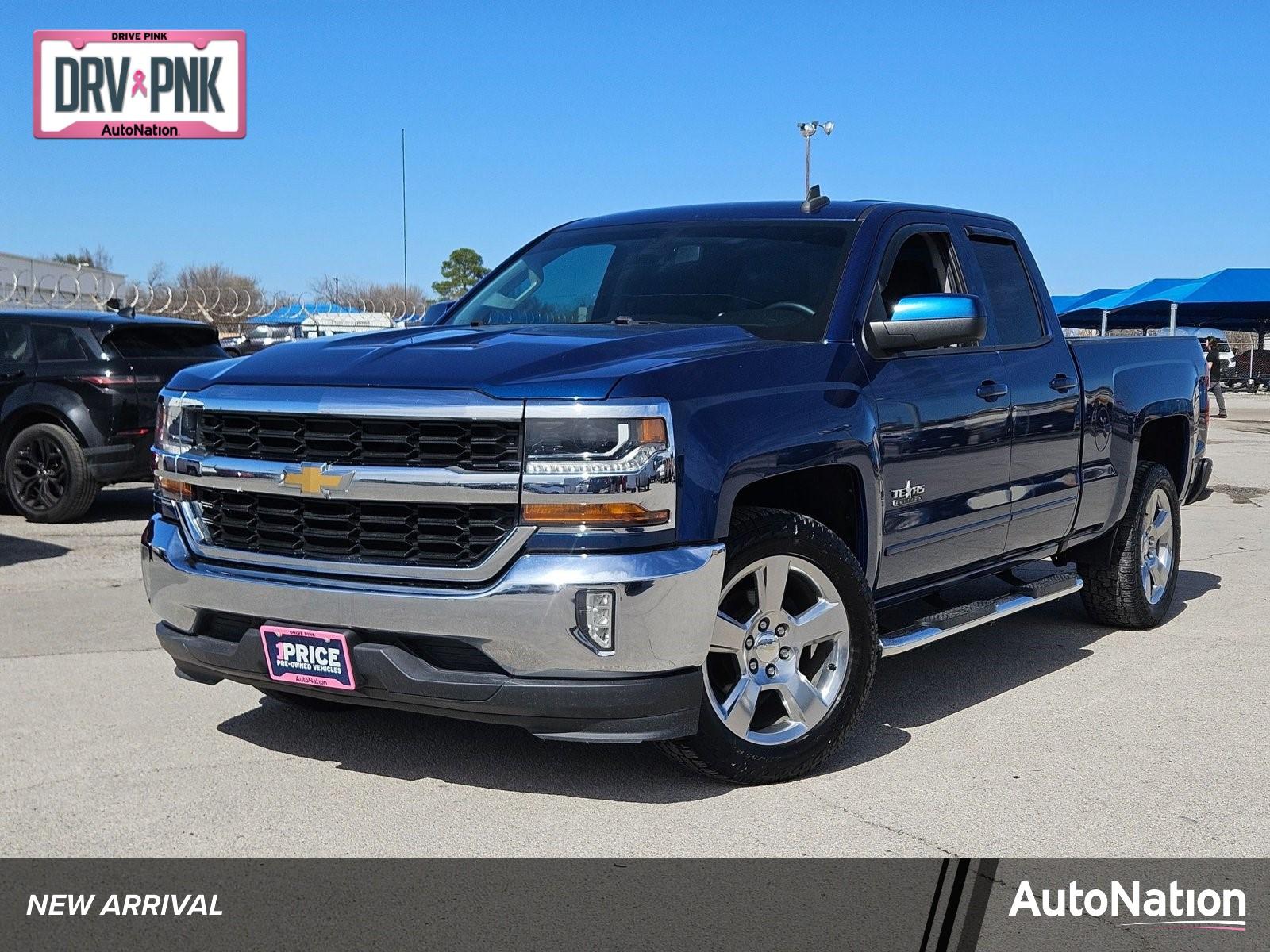 2017 Chevrolet Silverado 1500 Vehicle Photo in NORTH RICHLAND HILLS, TX 76180-7199