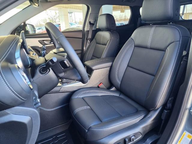 2025 Chevrolet Blazer Vehicle Photo in PARIS, TX 75460-2116