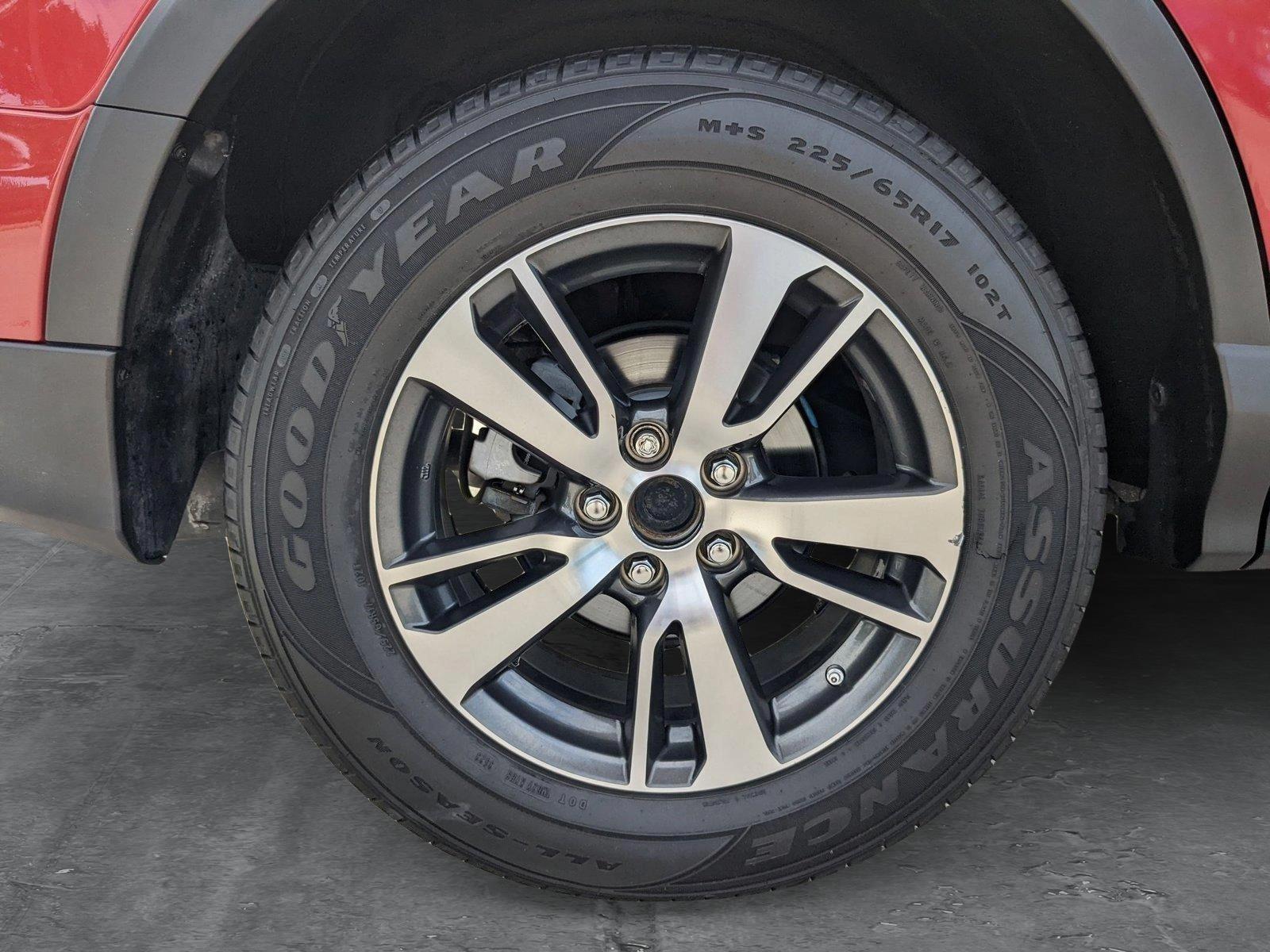 2017 Toyota RAV4 Vehicle Photo in Davie, FL 33331