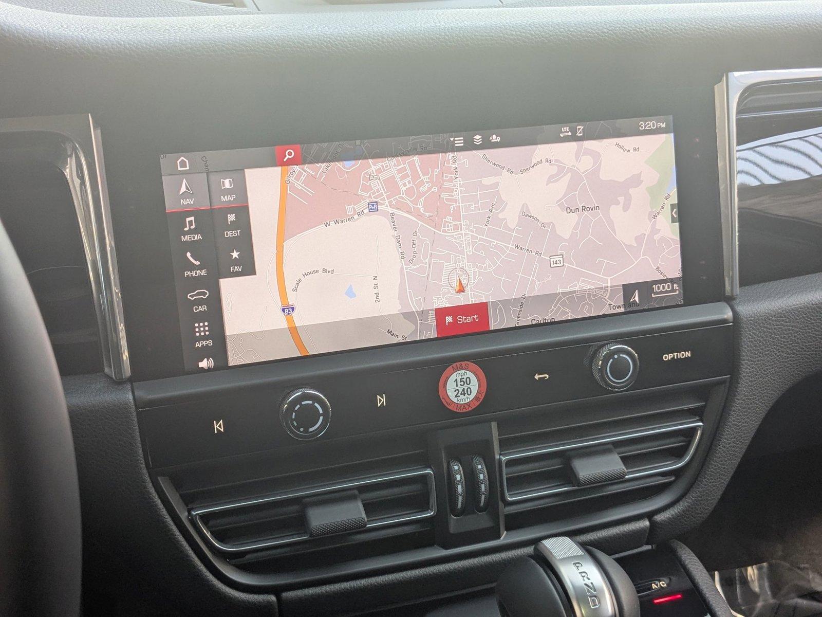 2025 Porsche Macan Vehicle Photo in Towson, MD 21204