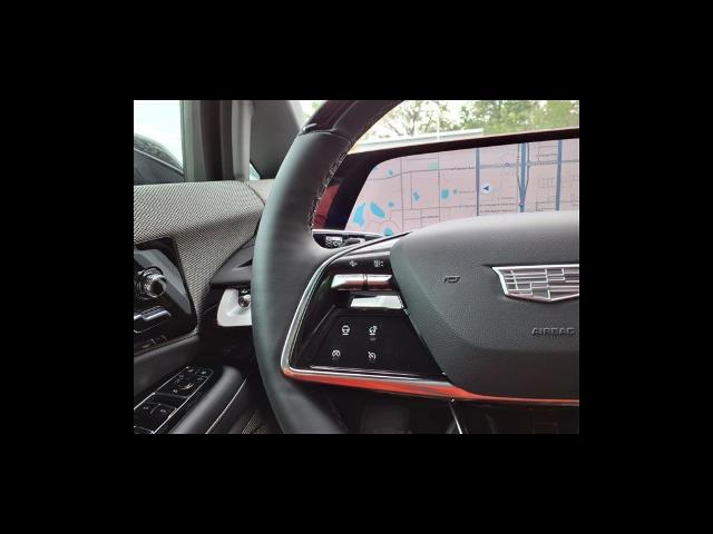 2025 Cadillac OPTIQ Vehicle Photo in Tampa, FL 33612
